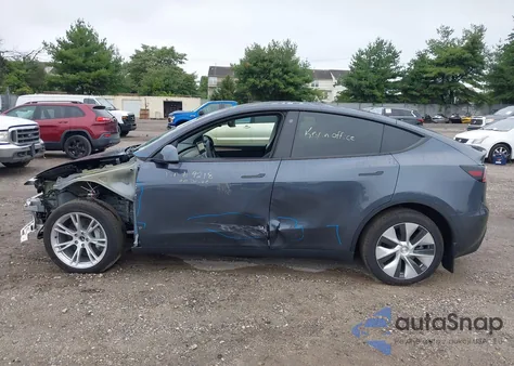 2023 Tesla Model Y Awd/Long Range Dual Motor All-Wheel Drive from USA, damaged, VIN 7SAYGDEE9PF686368